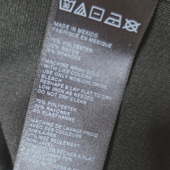 Silence + Noise Black V-Neck Crop Cami - Picture 6 of 7